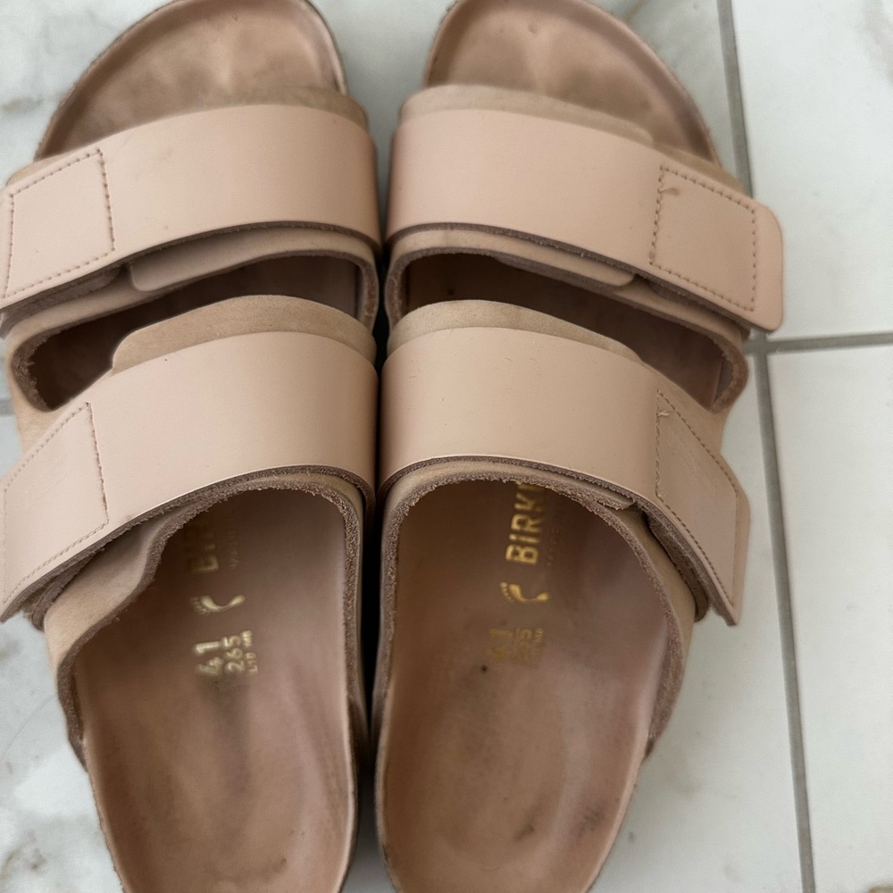 Birkenstock Sandals - Uji (Adjustable Straps) New Beige
Worn 4-5x